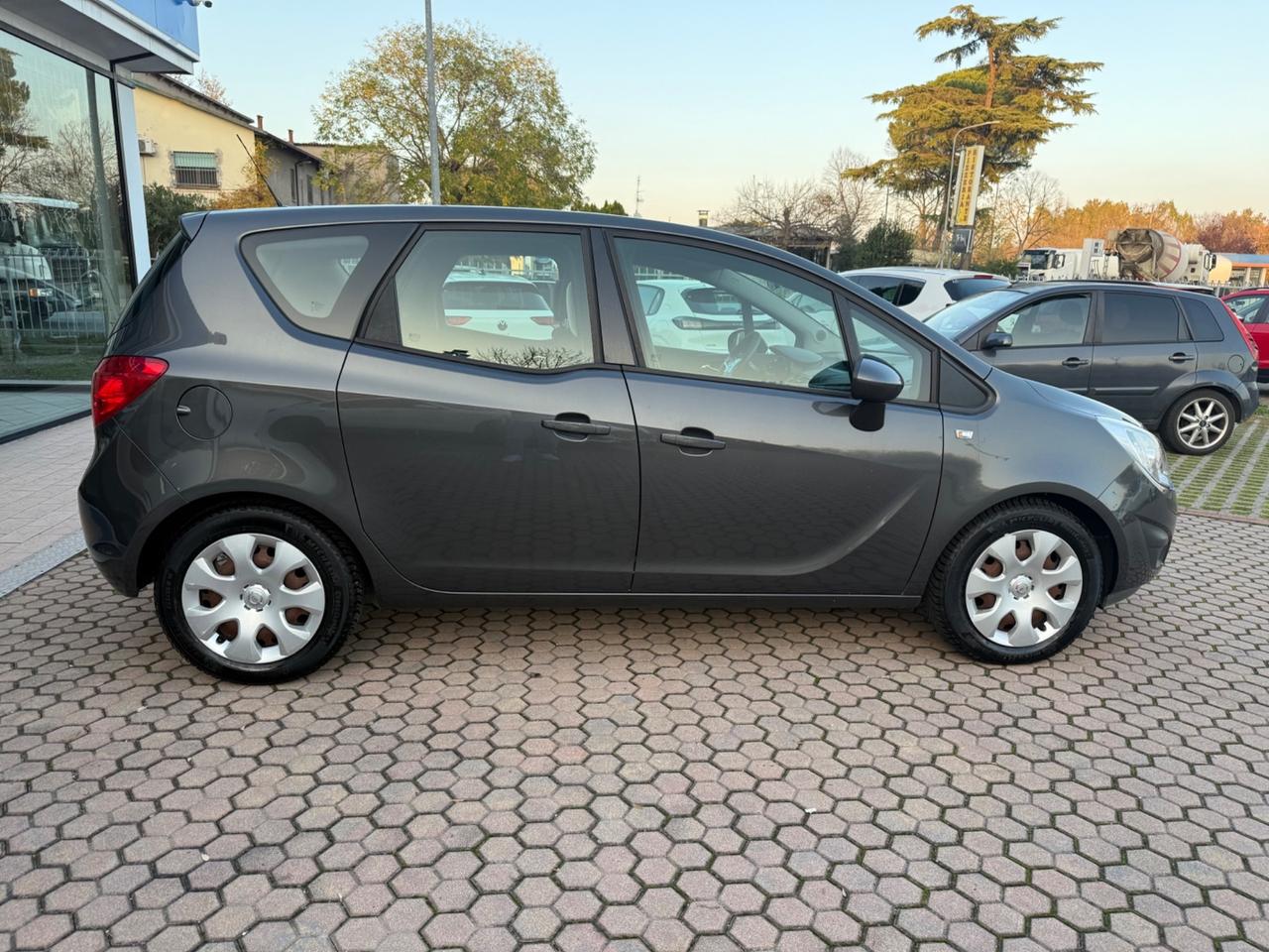 Opel Meriva 1.4 100CV Cosmo OK NEOPATENTATI