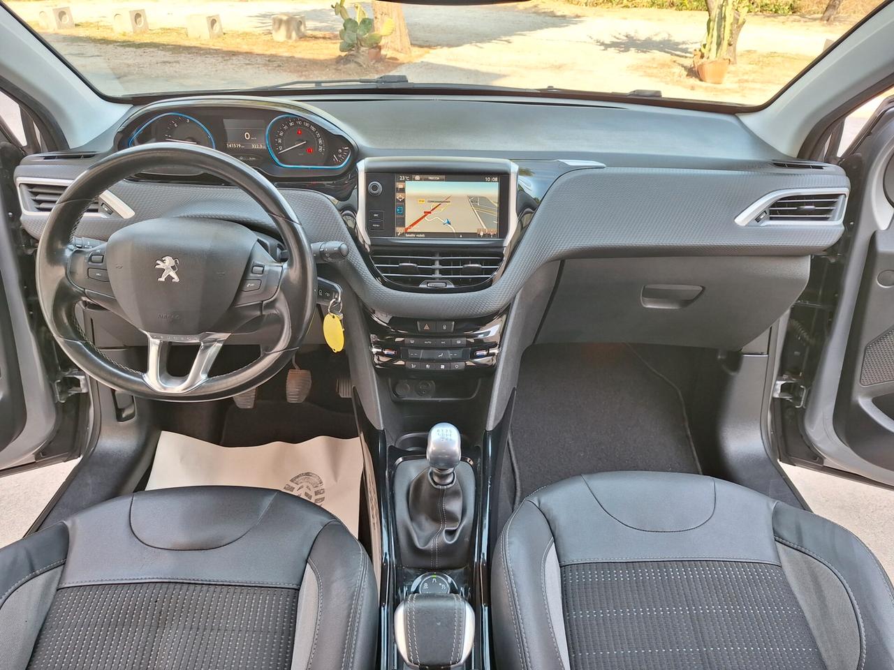 Peugeot 2008 1.6 HDi 120 Allure NAVI FULL