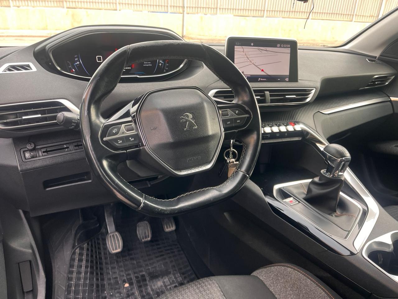 Peugeot 3008 BlueHDi 120 S&S Business