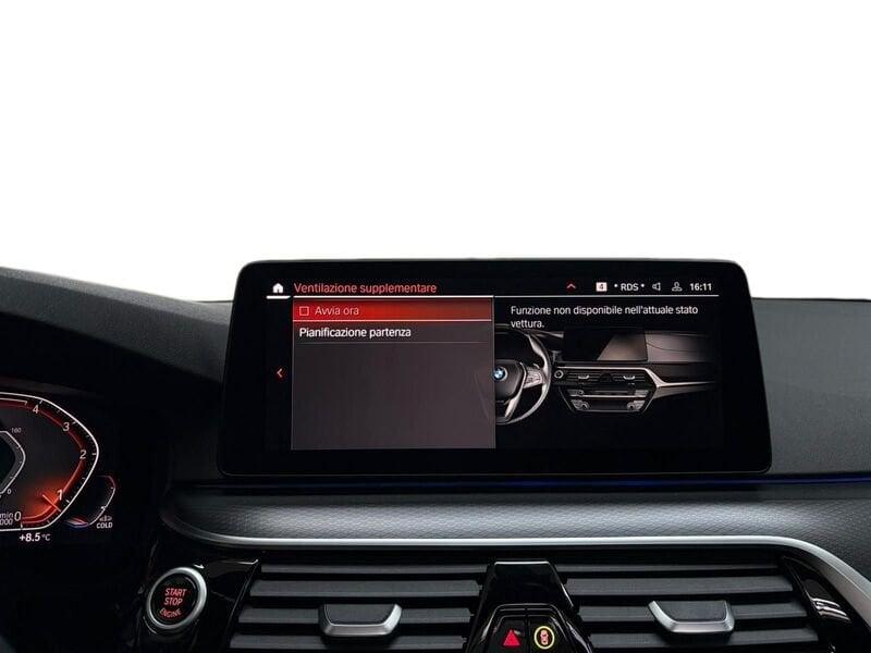 BMW Serie 5 518d 48V Touring Msport