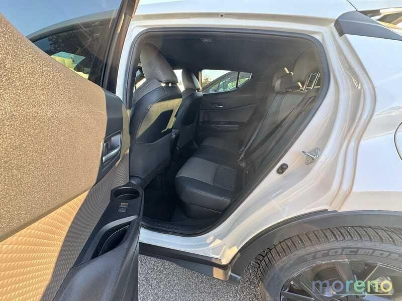 Toyota C-HR 1.8h Lounge 2WD e-cvt