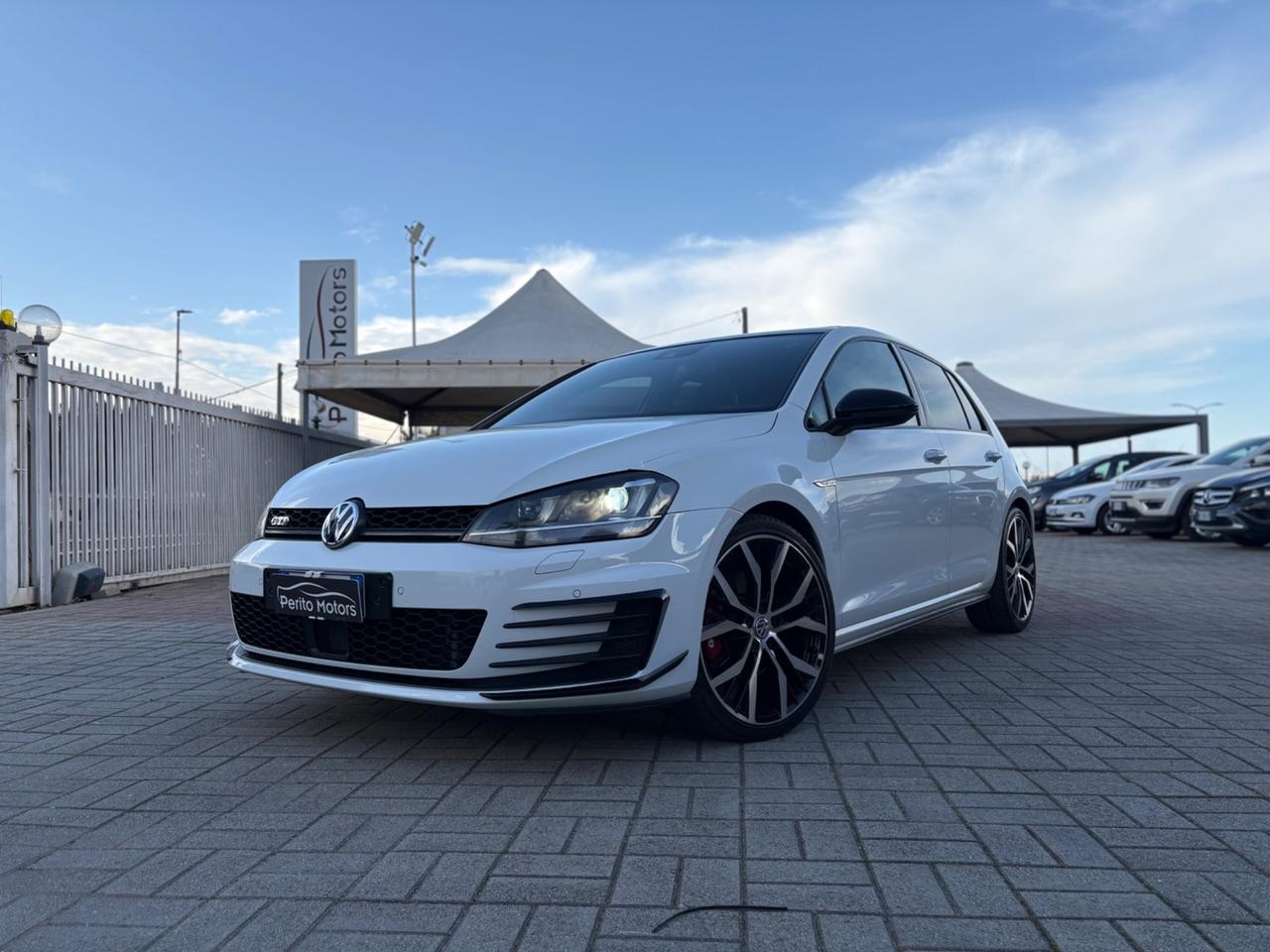 Volkswagen Golf GTD 2.0 TDI DSG 5p.