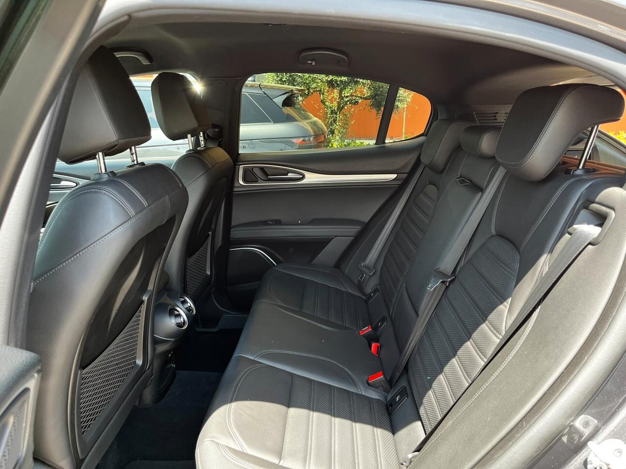 Alfa Romeo Stelvio 2.2 Turbodiesel 210CV AT8 Q4 Veloce