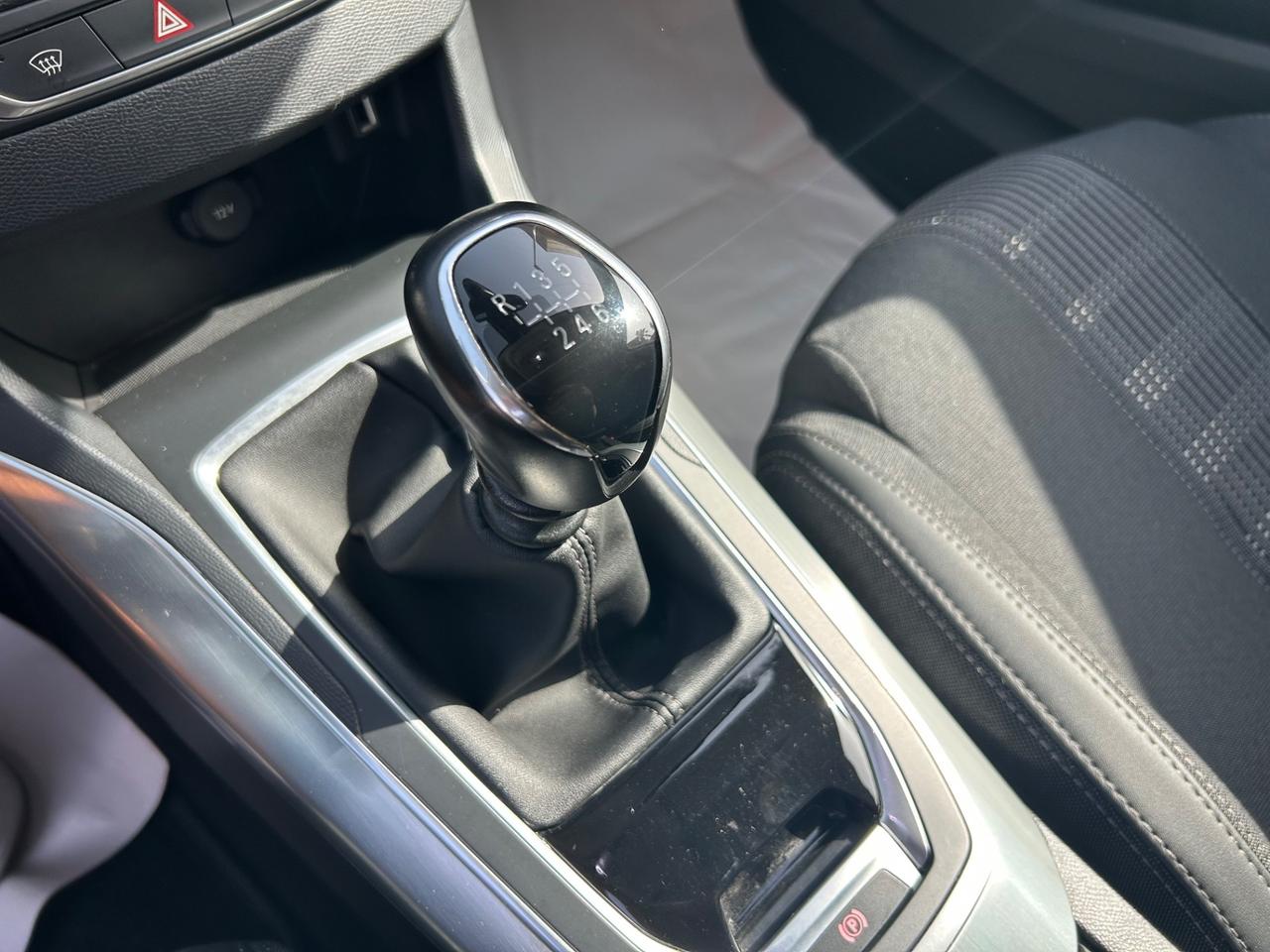 Peugeot 308 BlueHDi 130 S&S Allure
