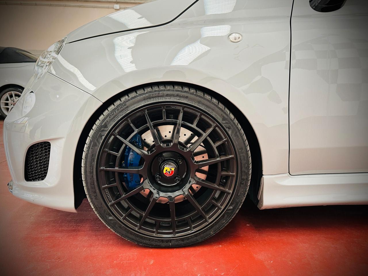 Abarth 595C 1.4 T-JET CUSTOM STAGE 2 (190CV)