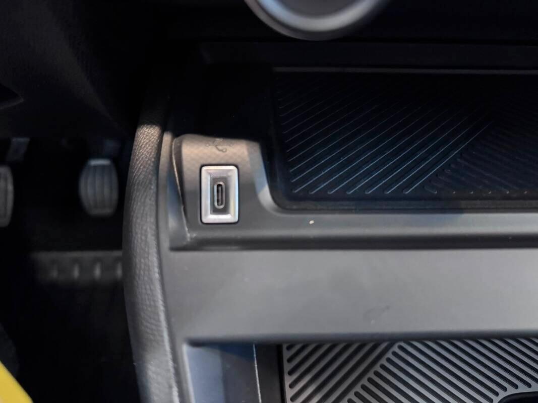 Citroen C4 PureTech 100 S&S Feel