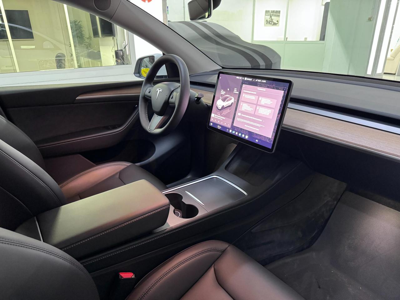 Tesla Model Y Long Range Dual Motor awd
