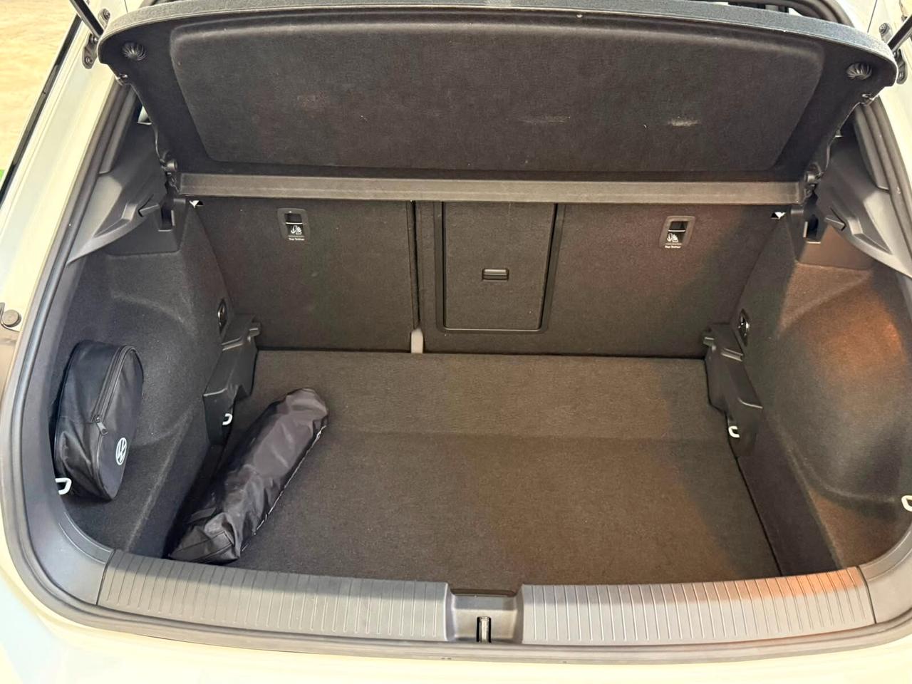 Volkswagen T-Roc 1.5 TSI ACT DSG R-Line