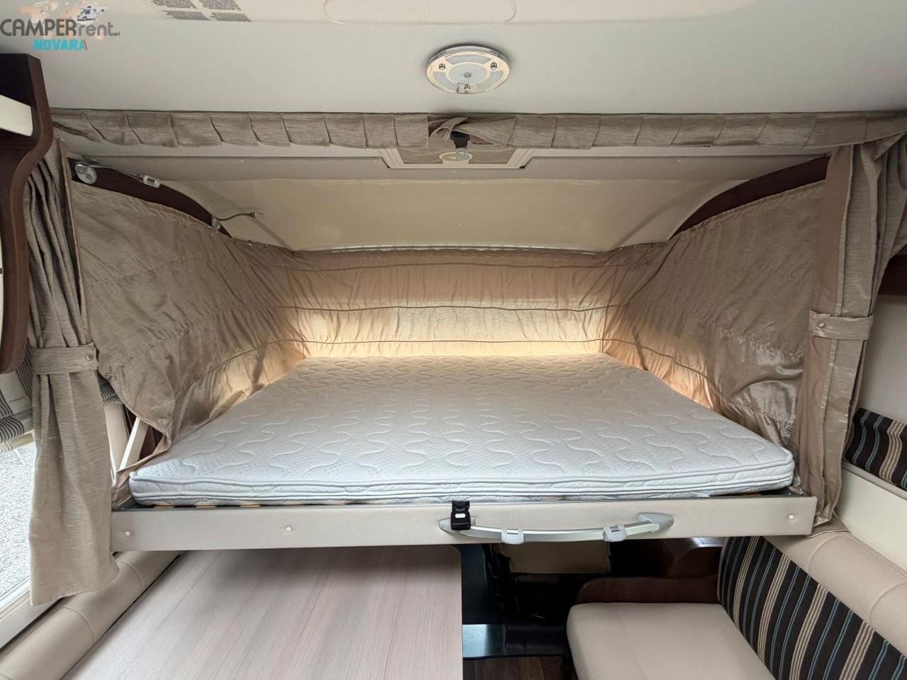 MCLOUIS NESS 73G - MOTORHOME CON LETTI GEMELLI IN CODA