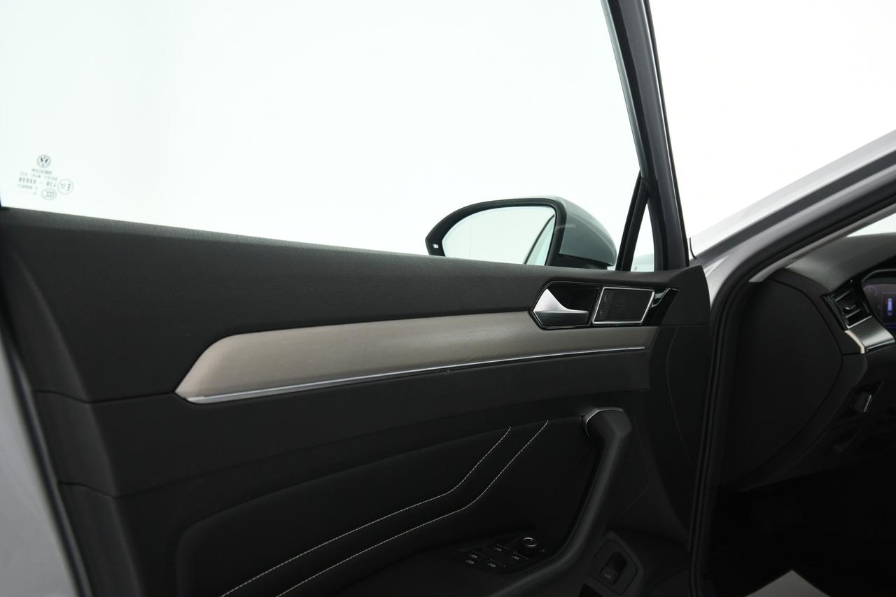 VOLKSWAGEN Passat Variant 2.0 tdi Executive 190cv dsg ACC+APP CONNECT+ALCANTARA