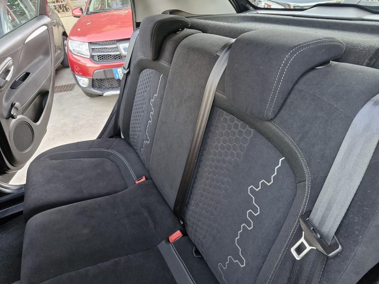 Fiat Punto 1.4 8V Natural Power Lounge 130000KM