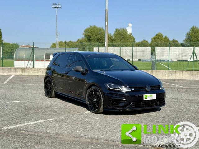 VOLKSWAGEN Golf R 4MOTION DSG