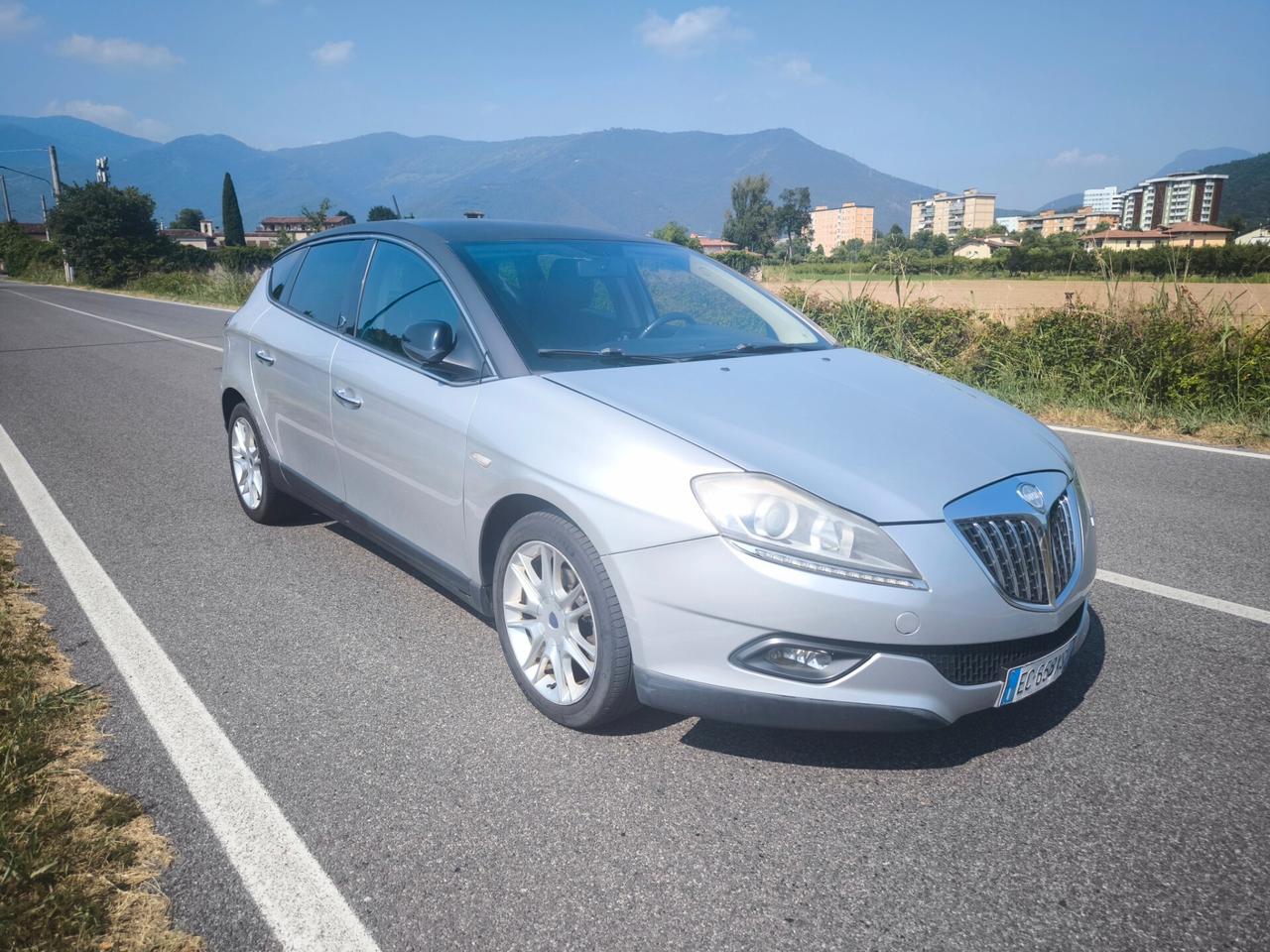 LANCIA DELTA 1,6 MJT-CAMBIO AUTOMATICO-OK NEOPATENTATI