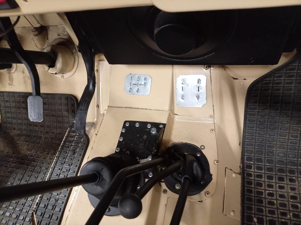 Jeep Willys Cj 3 autocarro posti