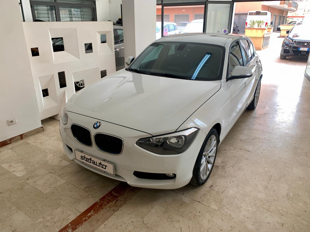 Bmw 118d 5p. Business 150.000km