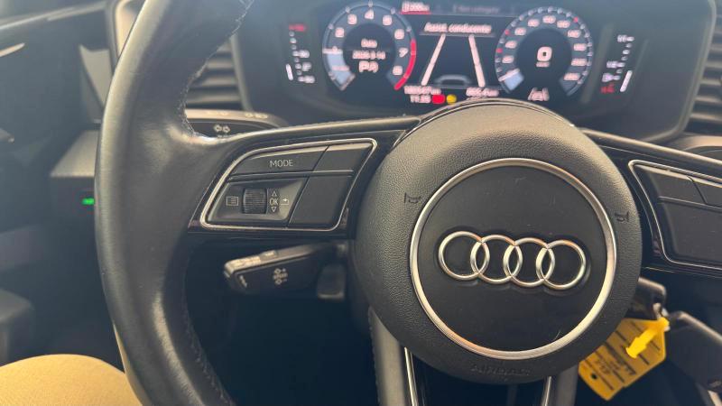 Audi A1 Sportback 30 1.0 Tfsi Identity Black 110 Cv. S-Tronic