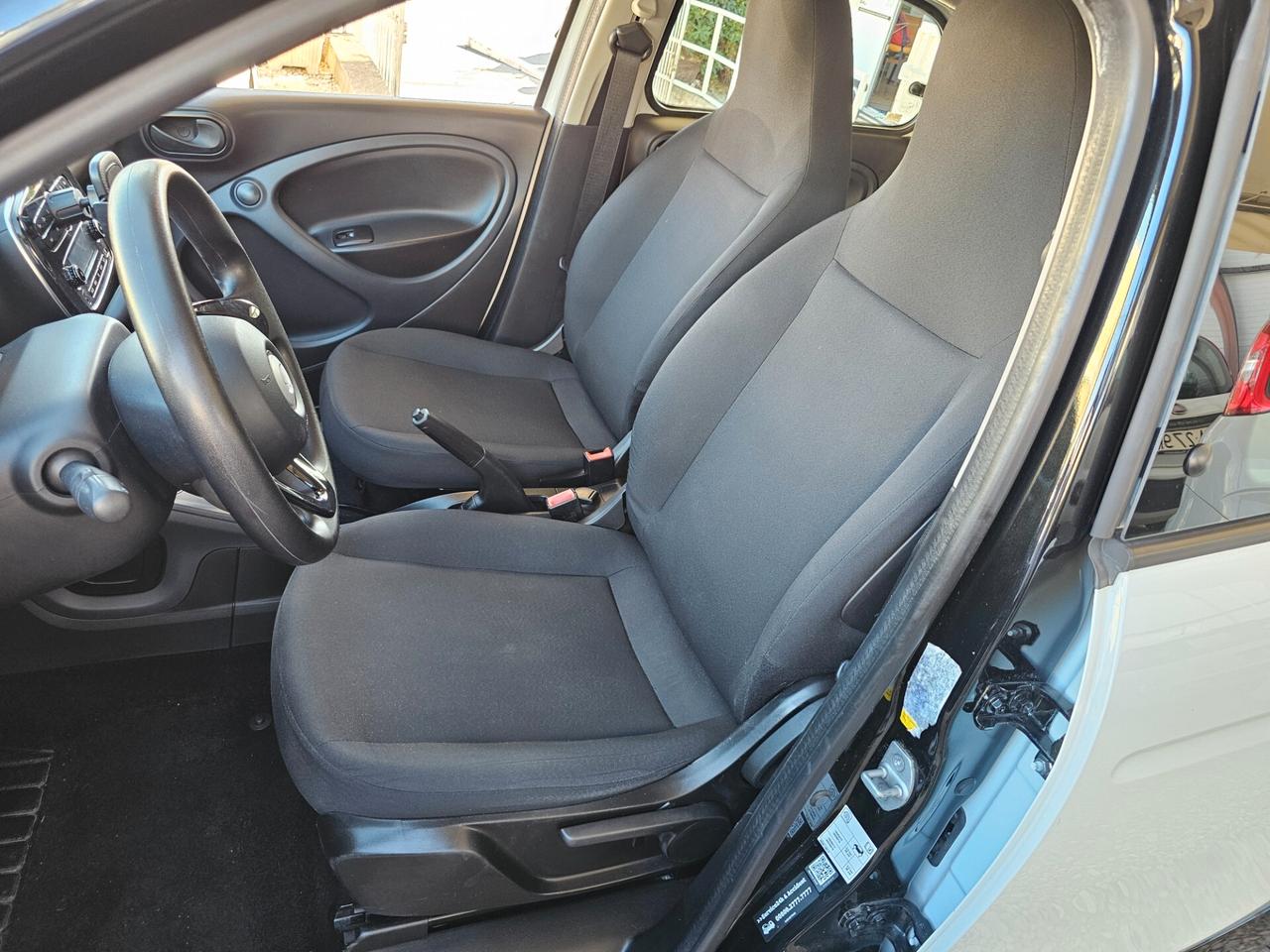 Smart ForFour 70 1.0 twinamic Youngster