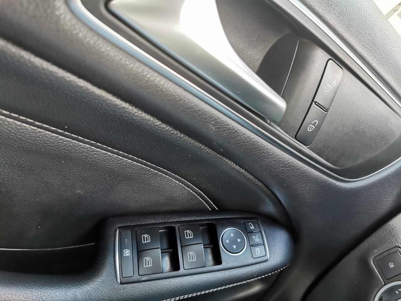 Mercedes-benz B 180 BlueEFFICIENCY Prem. TETTO/NAVIG
