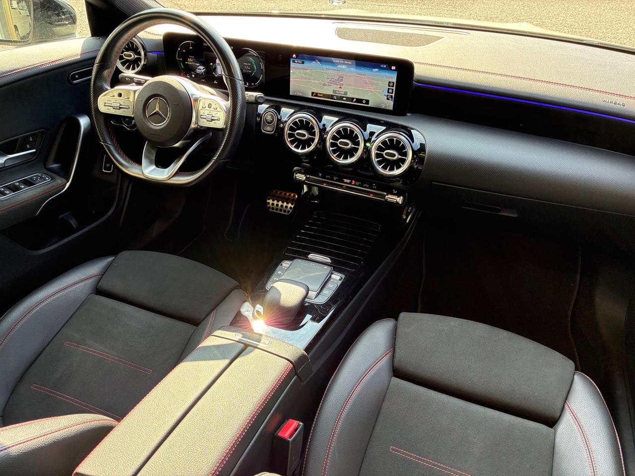 Mercedes CLA 220 d Shooting Brake Premium AMG