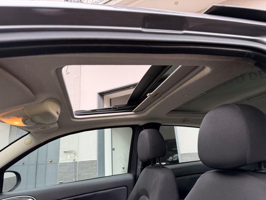 lancia ypsilon 1.3 mjet platino certificata tetto