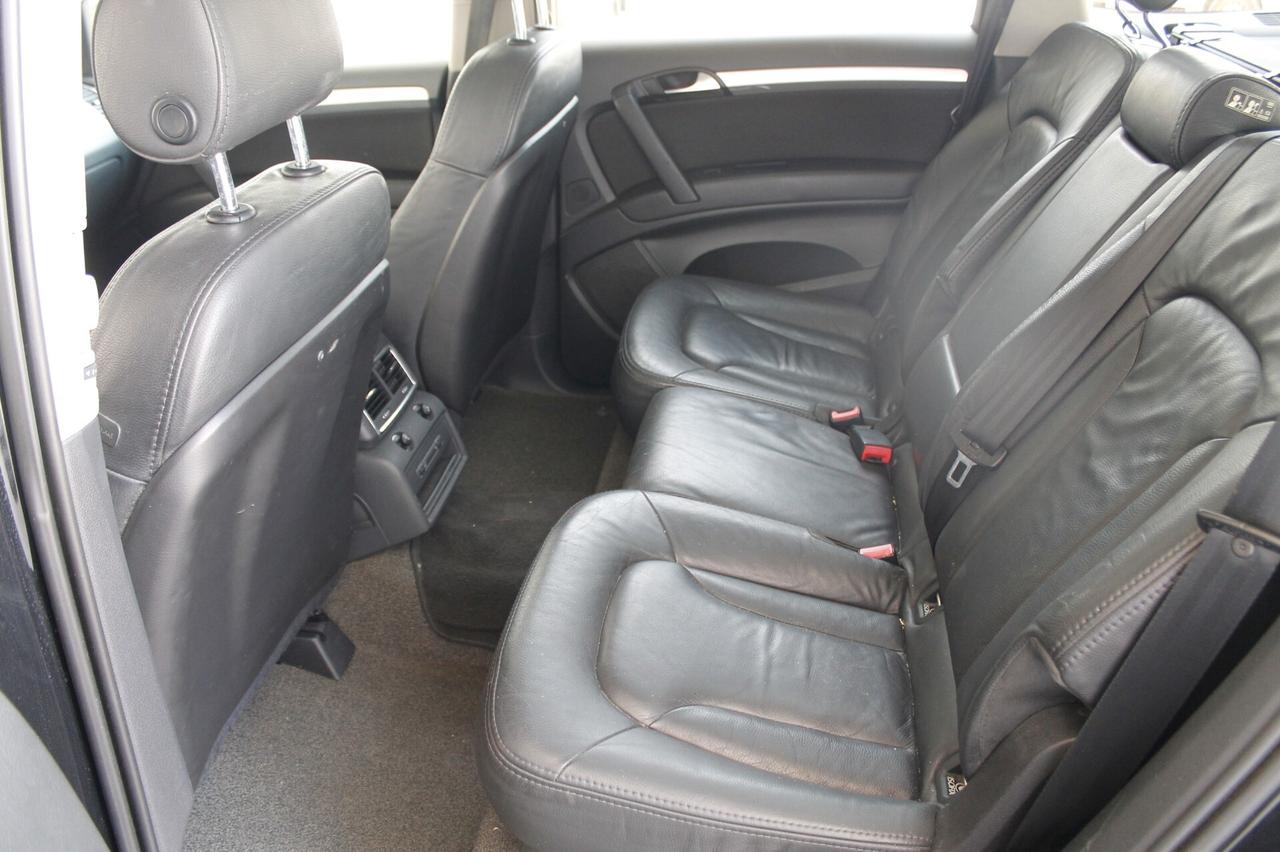 Audi Q7 3.0 V6 TDI 233CV quattro tiptronic