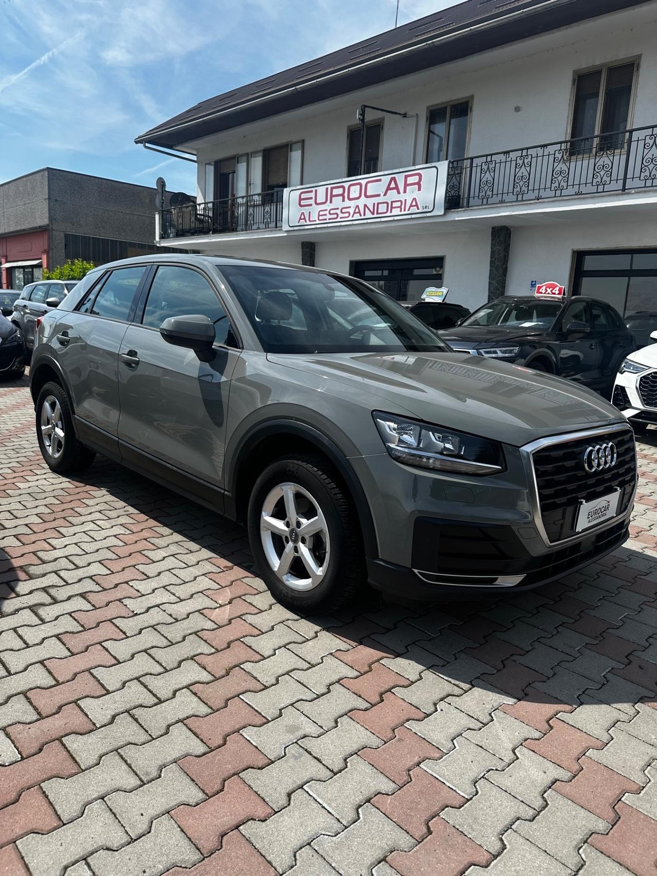 Audi Q2 30 TDI Business Design