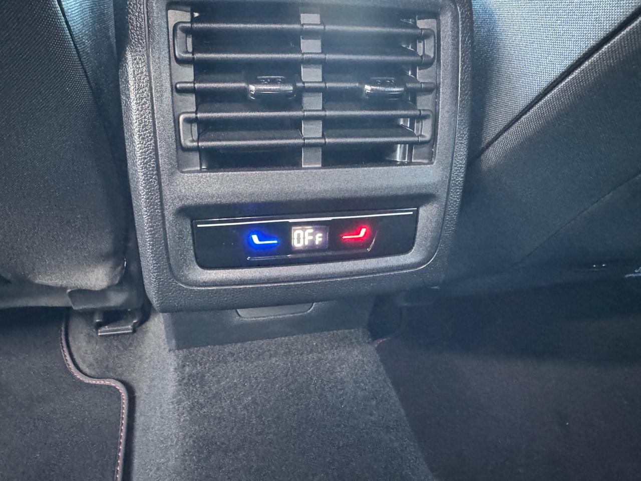 Volkswagen Golf GTI 2.0TSI 265CV DSG