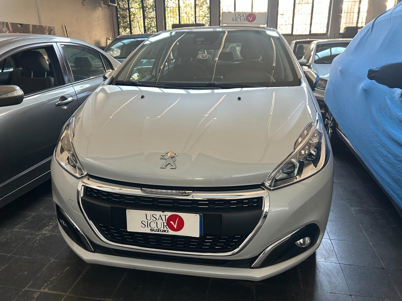 Peugeot 208 5 porte cambio automatico