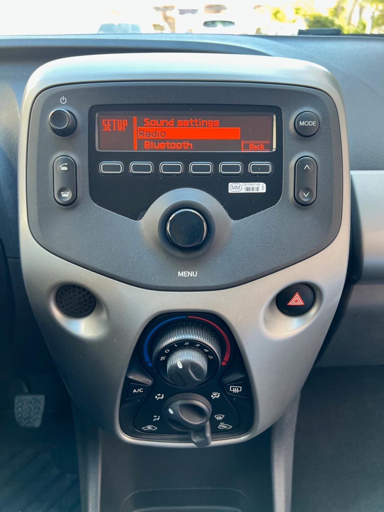 Citroen C1 5pt 1.0 vti Live E6 OK NEOPATENT. CLIMA/TEL. PERF.