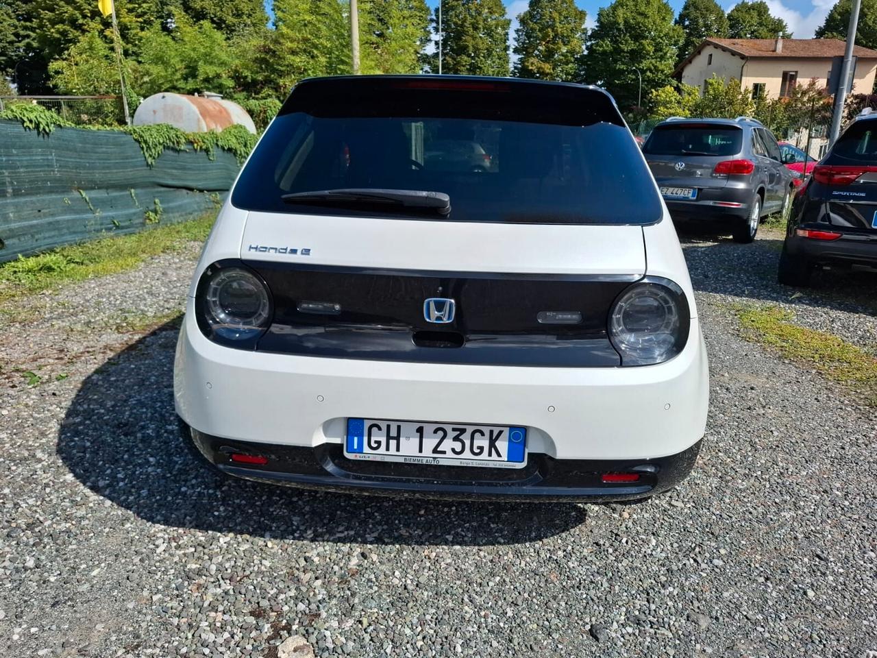 Honda e