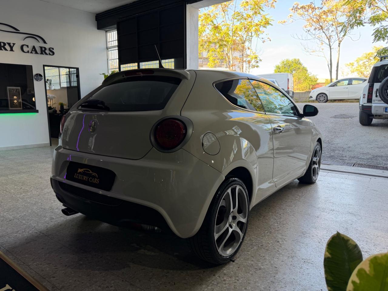 Alfa Romeo MiTo 1.6 JTDm 16V Distinctive Sport Pack