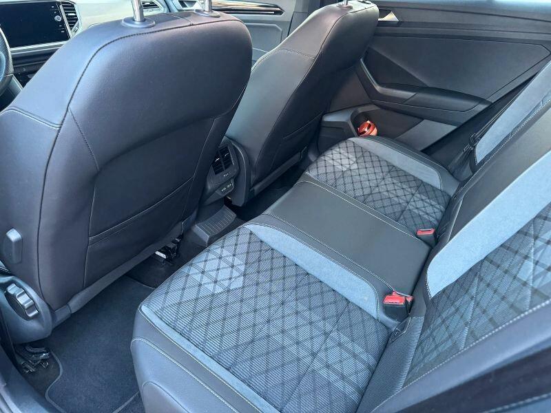 Volkswagen T-Roc 1.0 TSI R-LINE