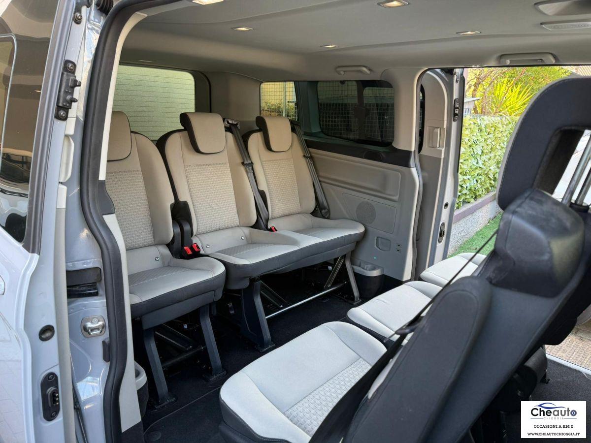 Ford Tourneo Custom 320 2.0 TDCI 150CV 9 POSTI L2H1