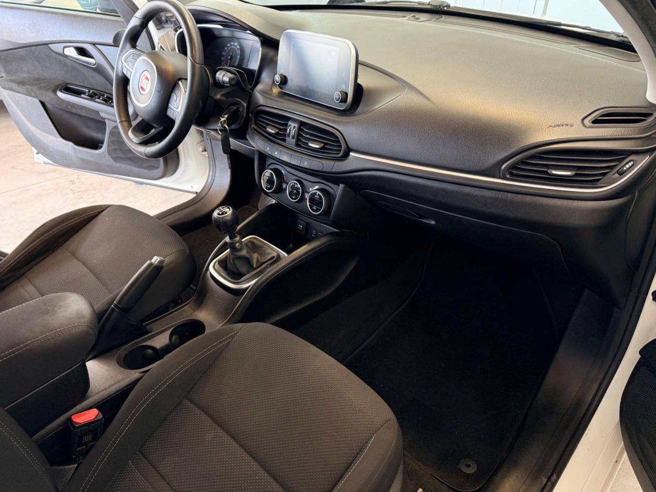 Fiat Tipo 1.6 Mjt 120 cv 5 porte berlina Lounge