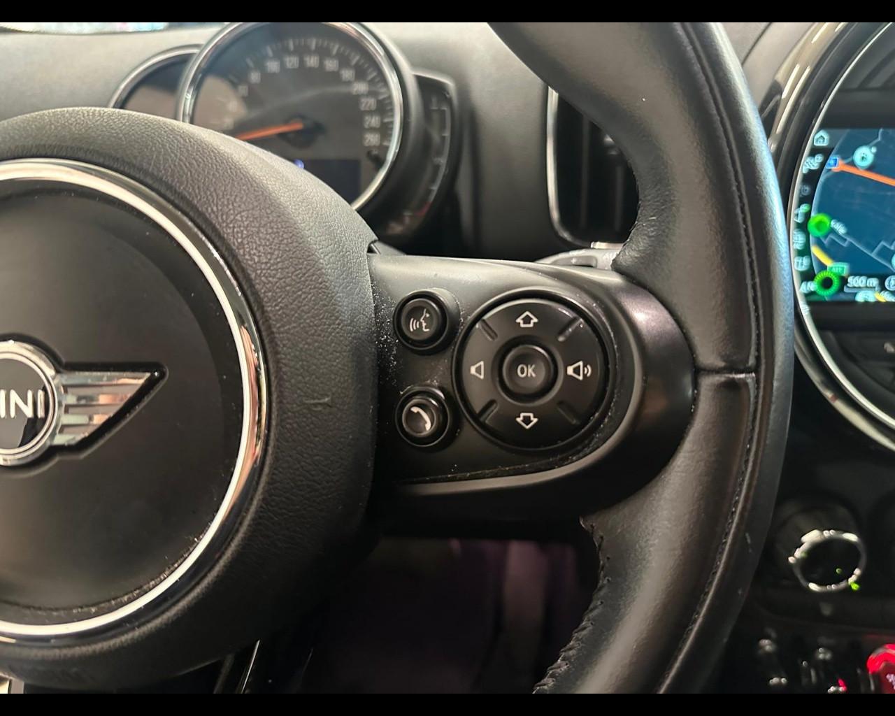MINI Mini Countrym.(F60) - Mini 2.0 Cooper D Hype Countryman