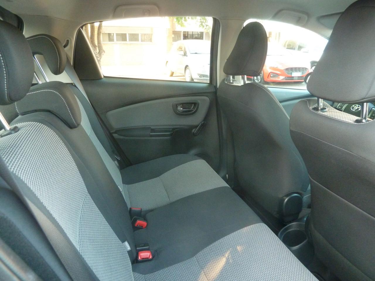 Toyota Yaris 1.5 Hybrid 5 p. Cambio Automatico