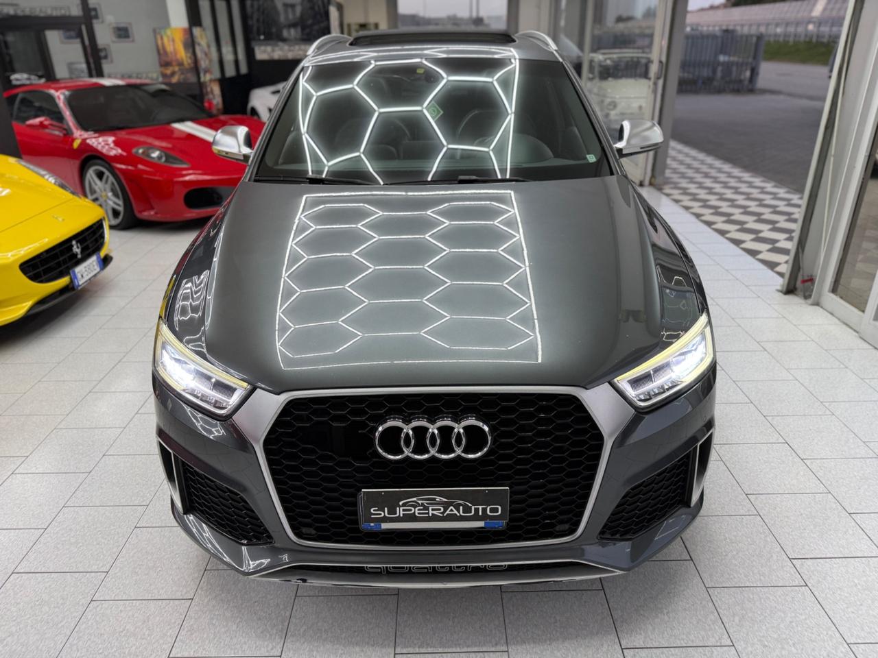 Audi Q3 RS 2.5 TFSI quattro S tronic