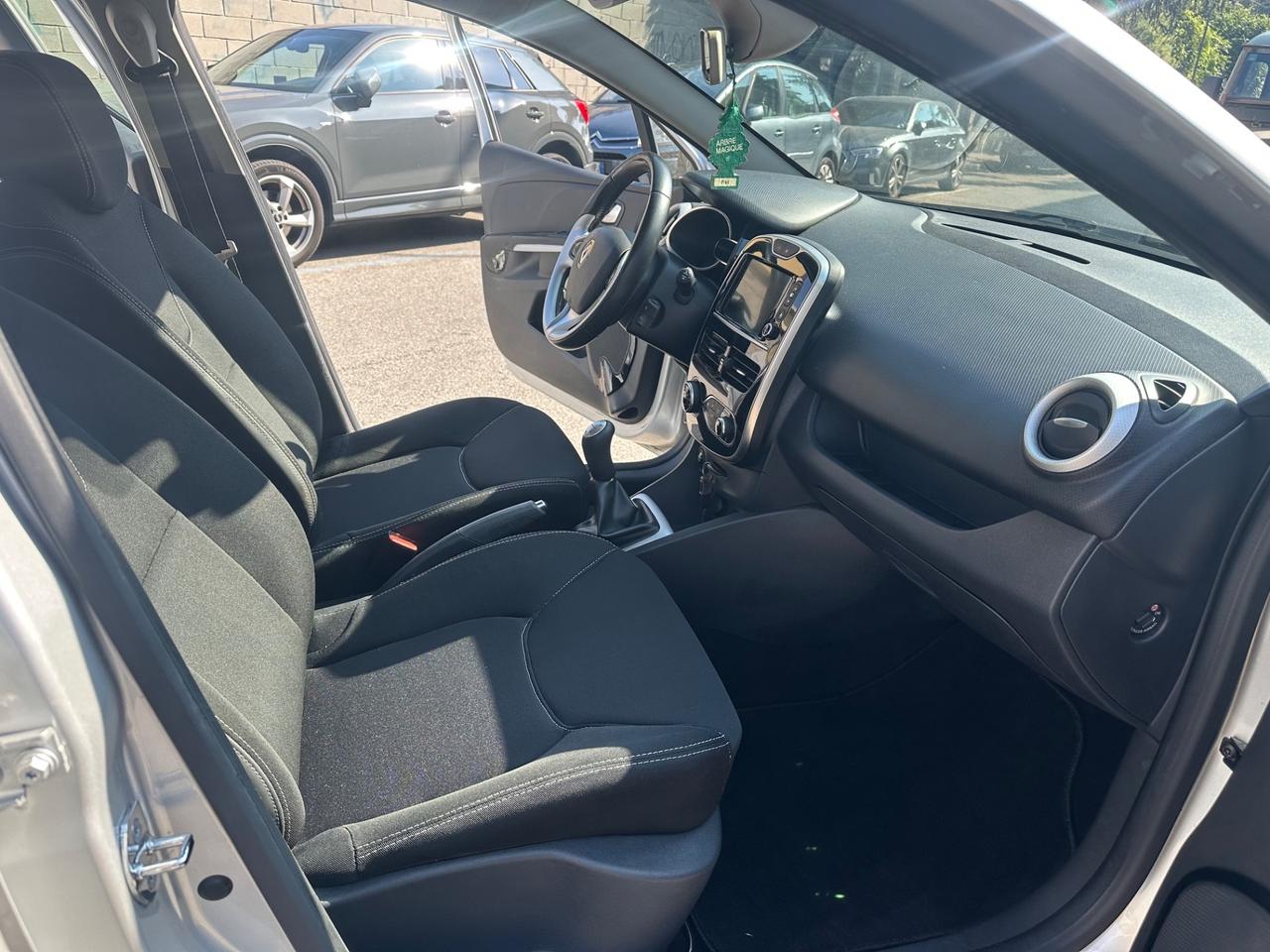 Renault Clio 1.2 75CV 5 porte Zen - ok neopatentati