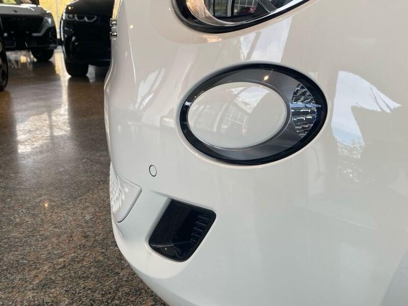 FIAT 500 500e Berlina 42 kWh Icon