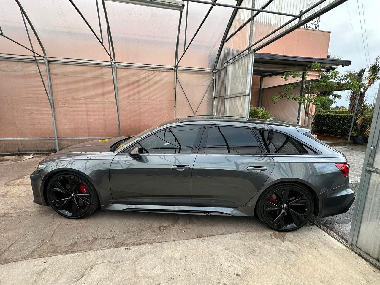 Audi RS6 RS 6 Avant 4.0 TFSI V8 quattro