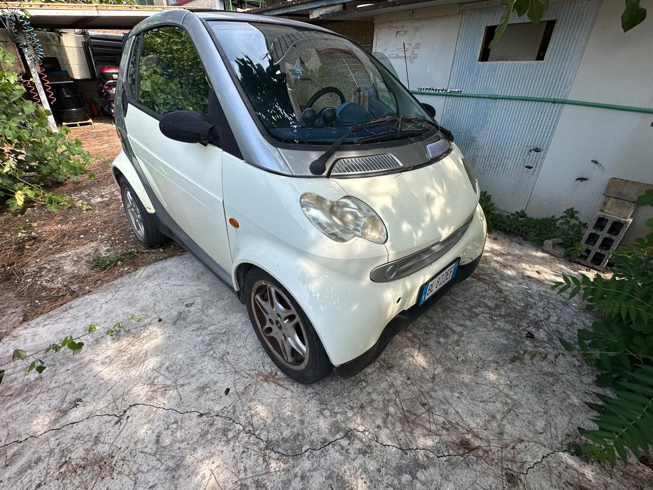 Smart 600 cabrio motore da rivedere ma marciante