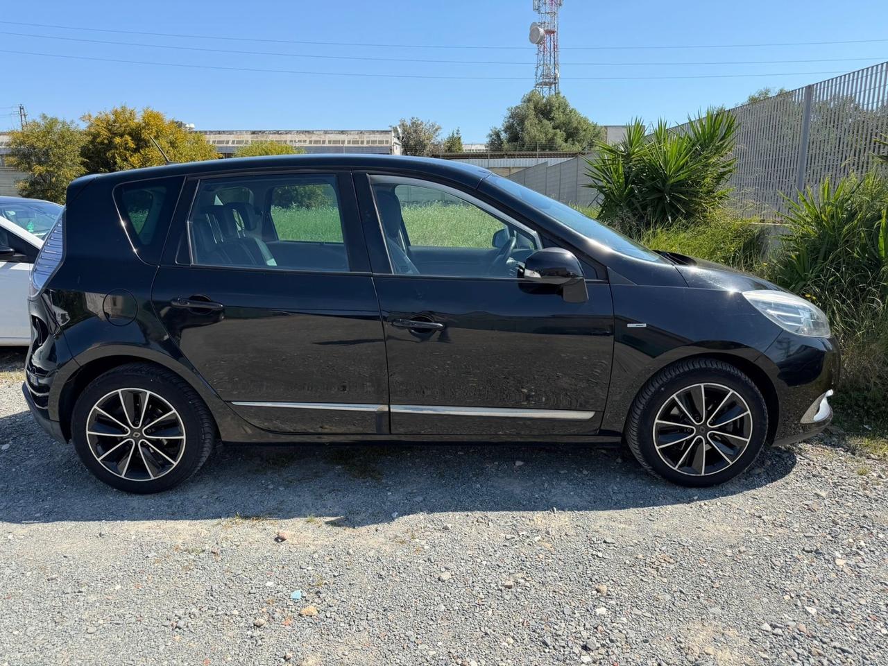 Renault Scénic XMod 1.5 Diesel Bose