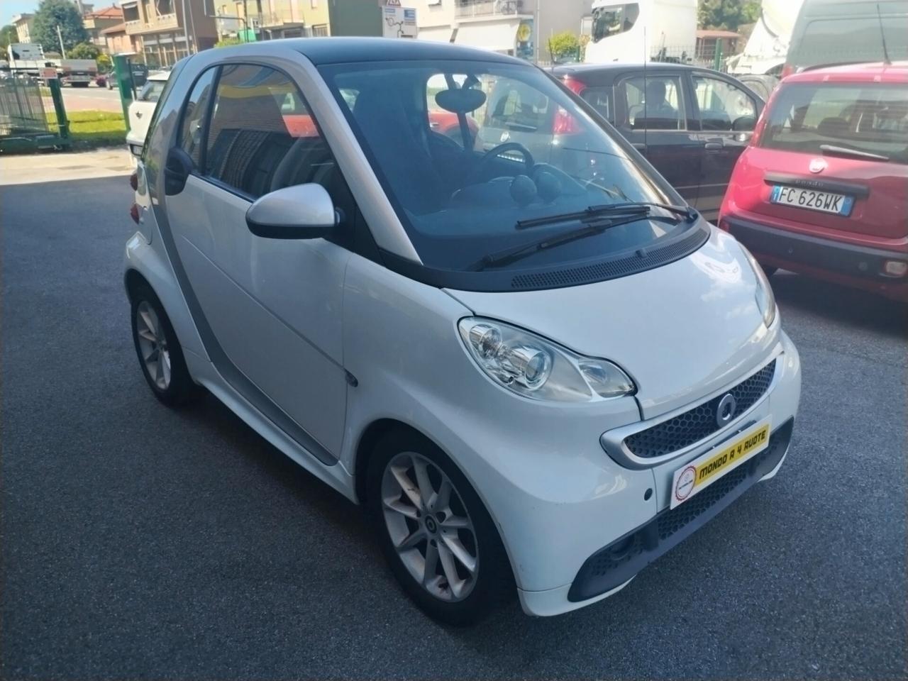 Smart ForTwo 1000 62 kW coupé pulse