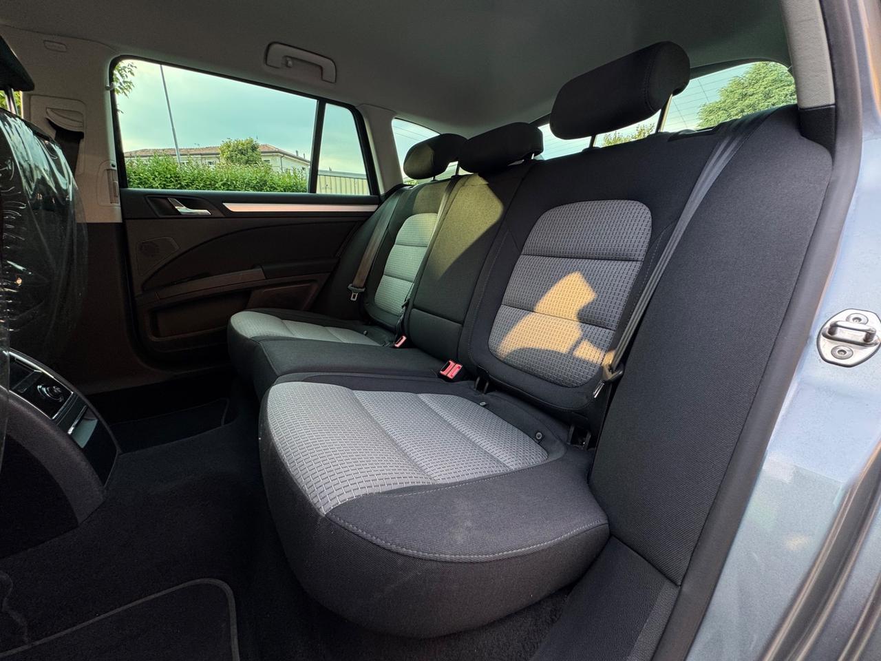 Skoda Superb 2.0 TDI CR 170CV DSG Wagon Ambition