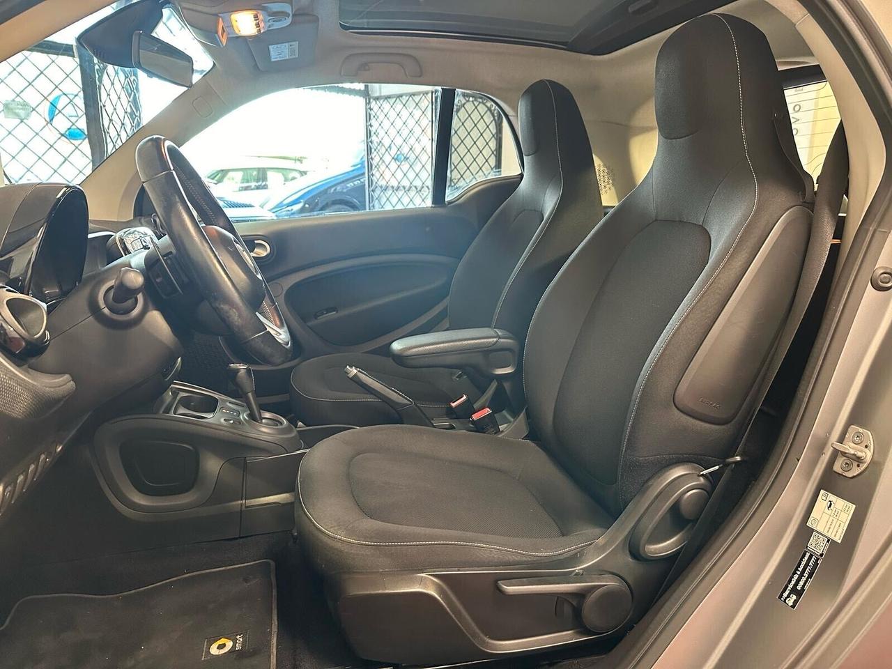 Smart ForTwo 90 0.9 T twinamic allestimento Brabus