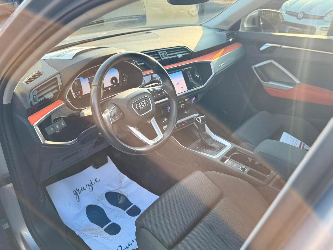 Audi Q3 35 TDI quattro S tronic Business Advanced TETTO
