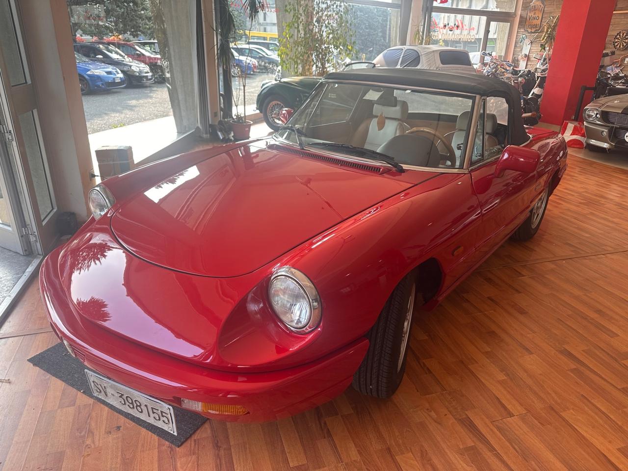 Alfa Romeo Spider 1.6