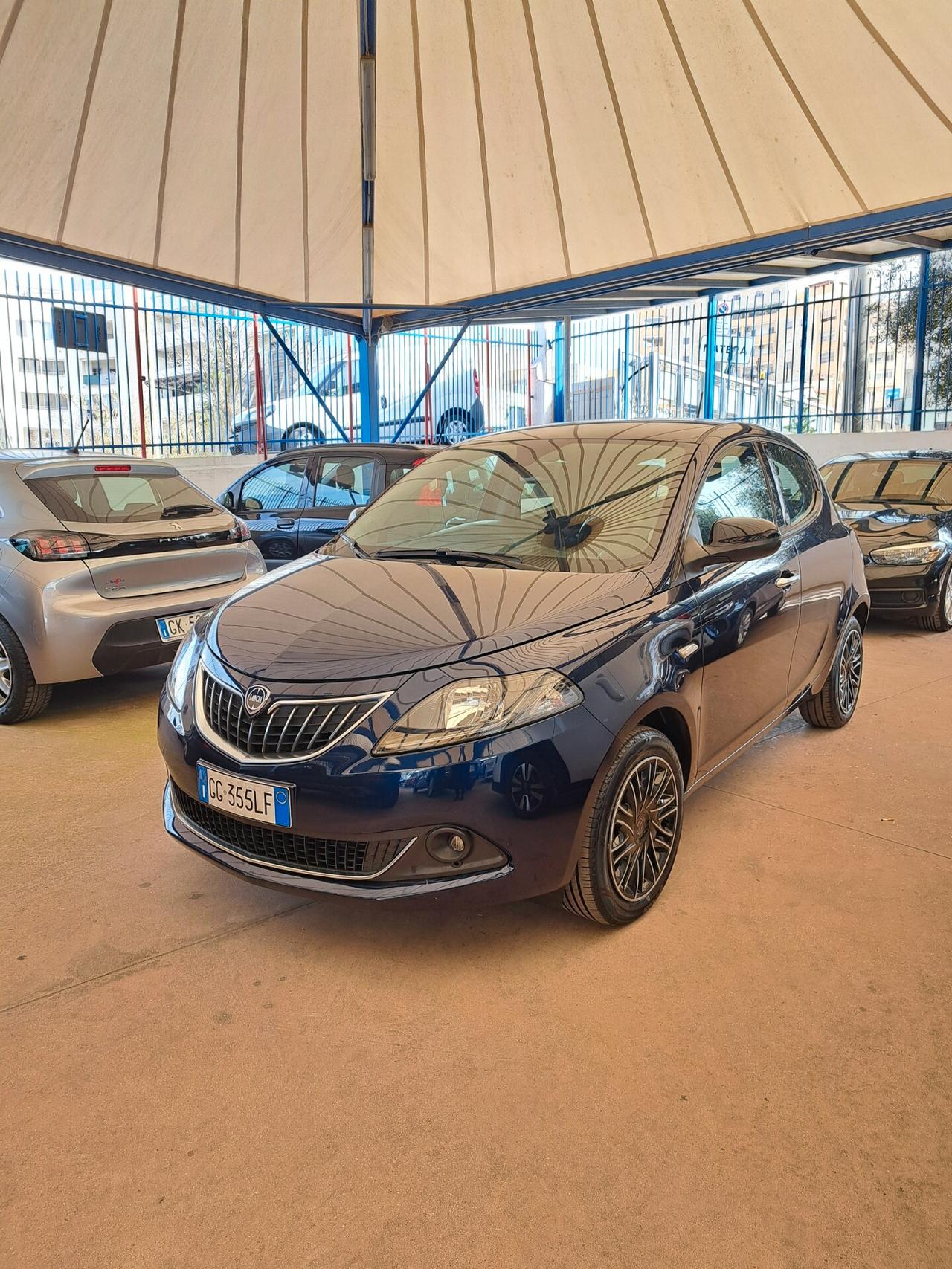 Lancia Ypsilon 1.0 FireFly 5 porte S&S Hybrid Ecochic Gold