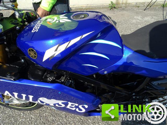YAMAHA RD 500 LC REPLICA VALENTINO ROSSI
