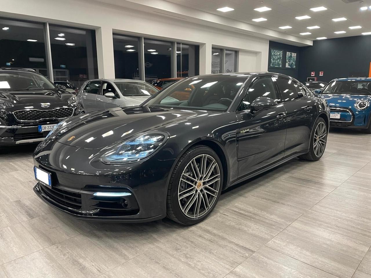 PORSCHE PANAMERA 2.9 4 E-HYBRID 460CV 11/2019 100.000KM - MP MOTORS